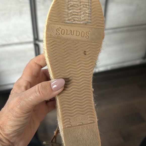 Sandals - Picture 7 of 8